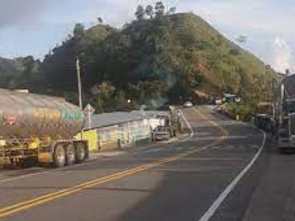 Accidente de tránsito en la vía Fresno – Manizales