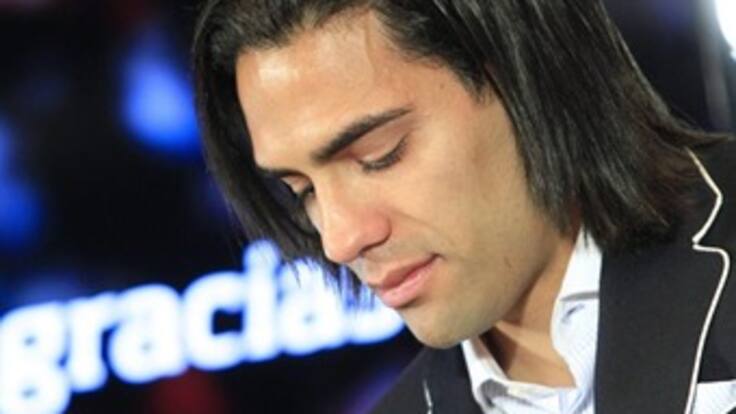 Falcao, muy conmovido, se despidió del Atlético de Madrid entre lágrimas