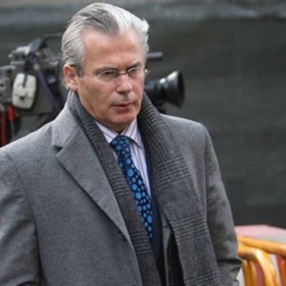 Baltasar Garzón suspende viaje a Colombia tras condena