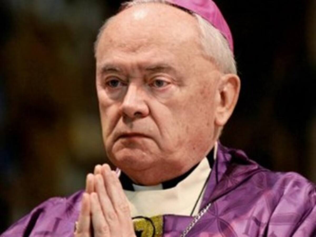 Dimite el obispo irlandés implicado en casos de pederastia