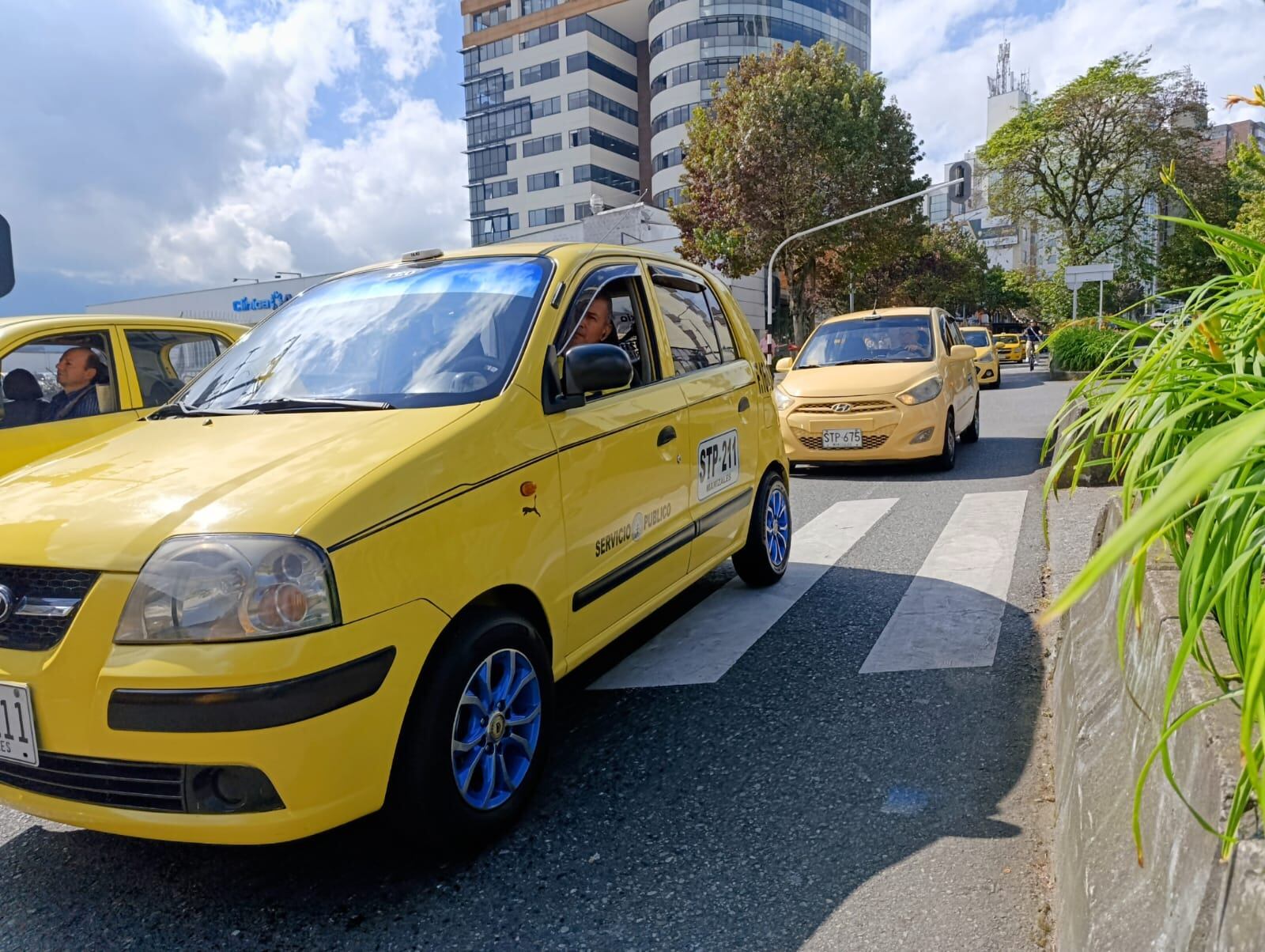 Se plantea que los taxistas harán un plantón en Manizales y otras ciudades el próximo 13 de noviembre.