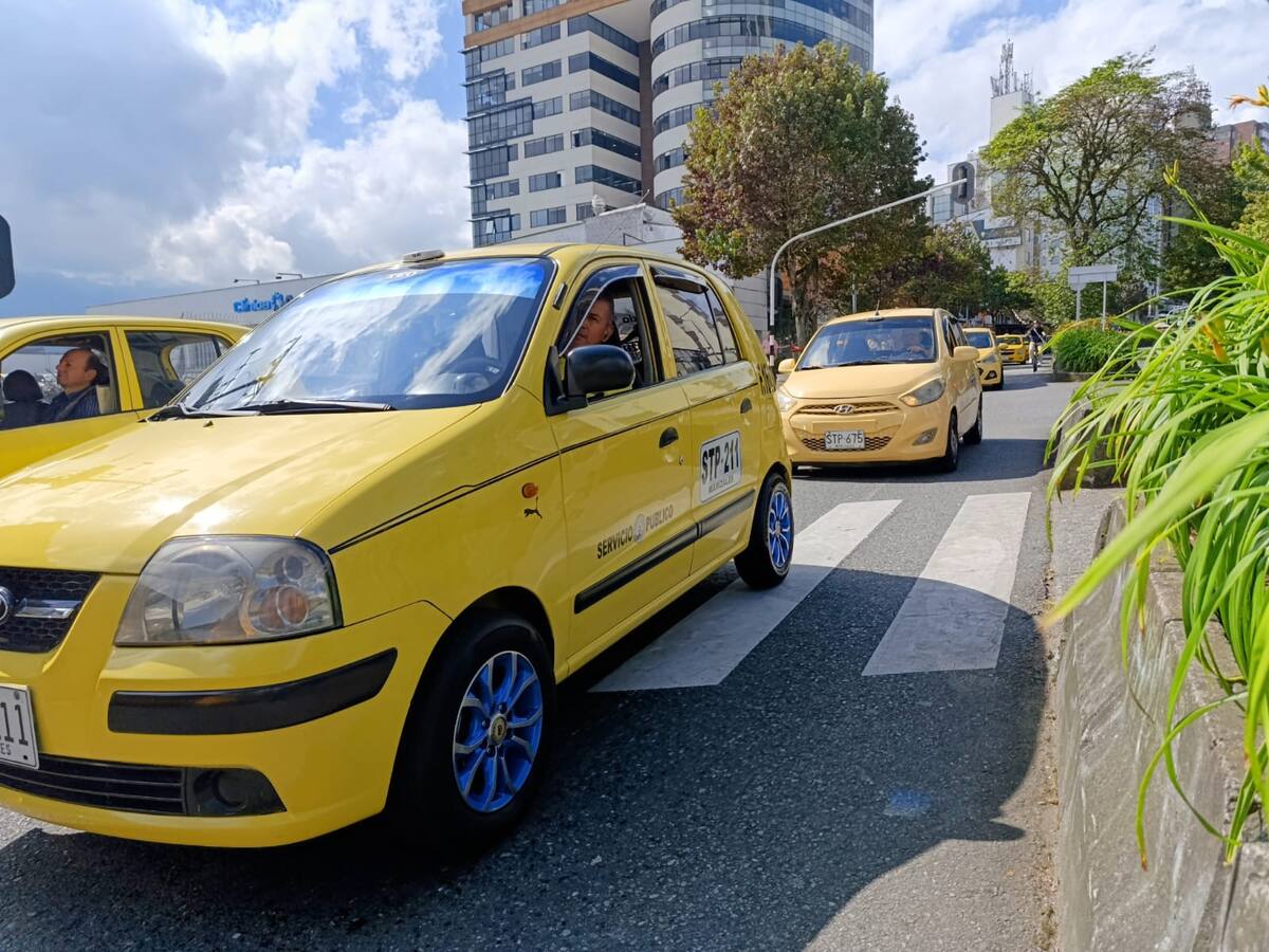 Gremio taxista se manifestará por falta de regulación en el transporte público