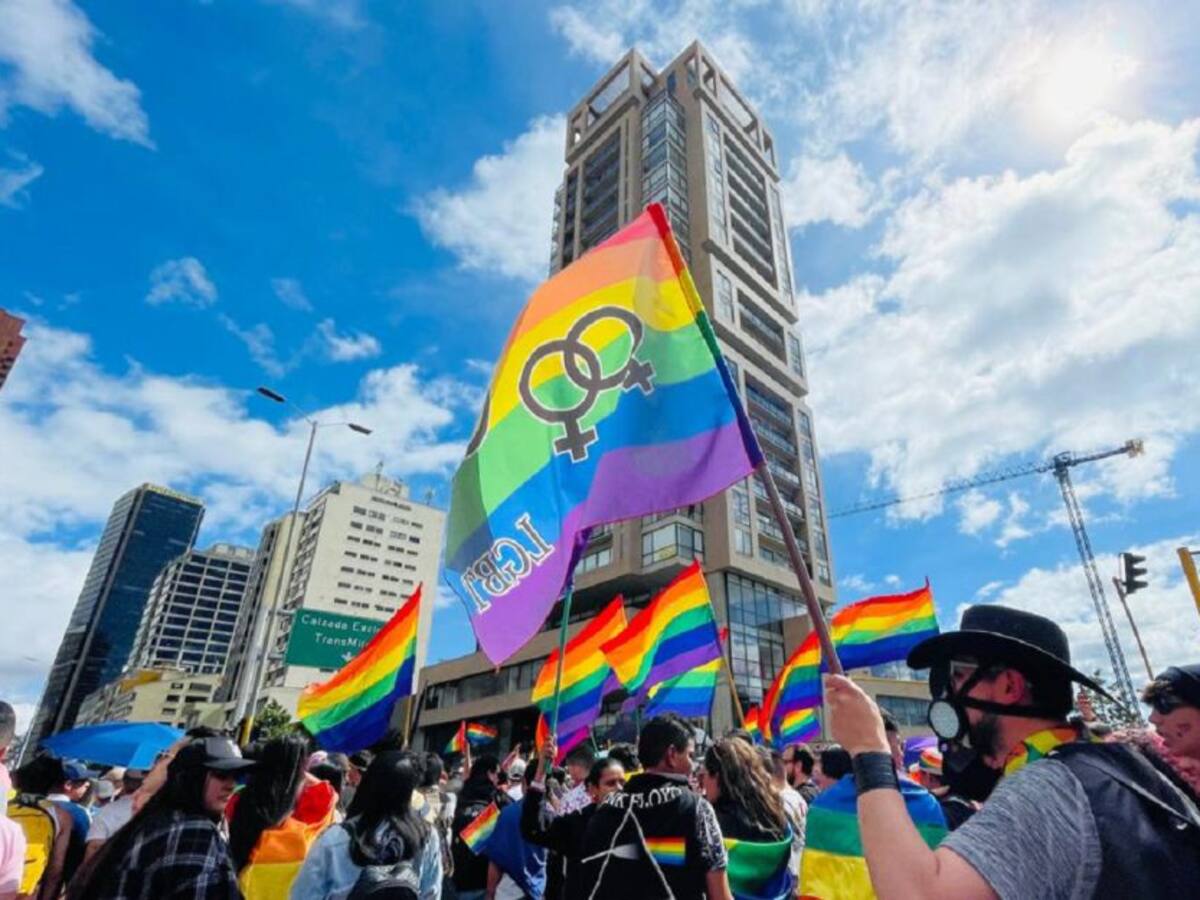 Así fue la marcha del orgullo LGBTI en Bogotá: fotos y videos