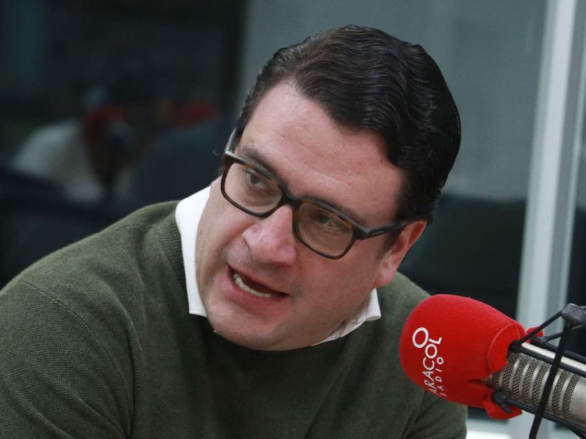 Abogado Iván Cancino denunció ante la Fiscalía que está siendo interceptado ilegalmente