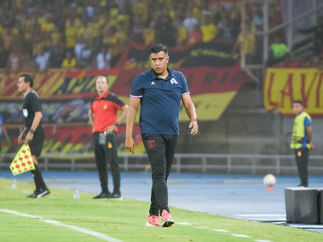 César Farías, entrenador del Deportivo Pereira / Colprensa