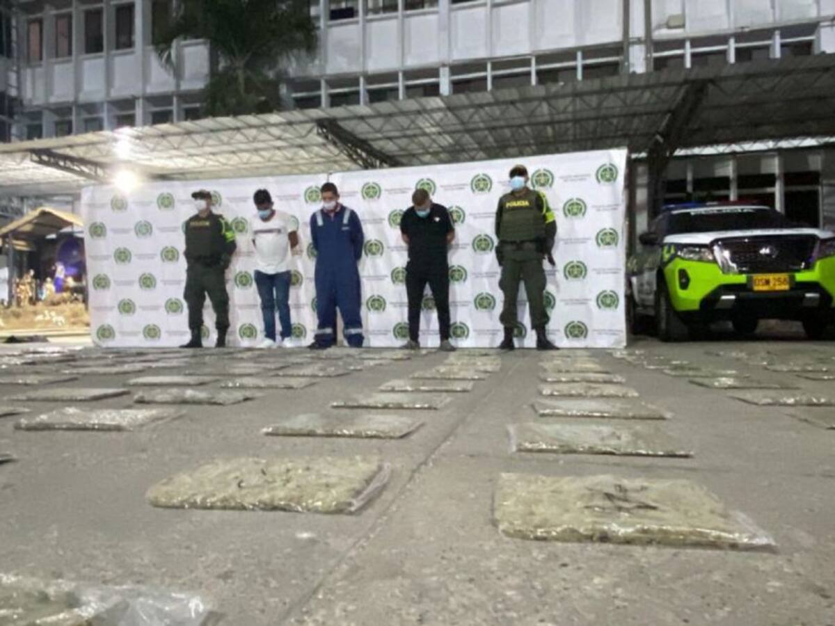Incautan cargamento de marihuana en un camión en vía San Onofre – Cartagena