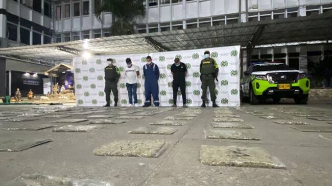 De acuerdo con la Policía, la droga estaba camuflada en canastas de verduras que tenían como destino la ciudad de Cartagena