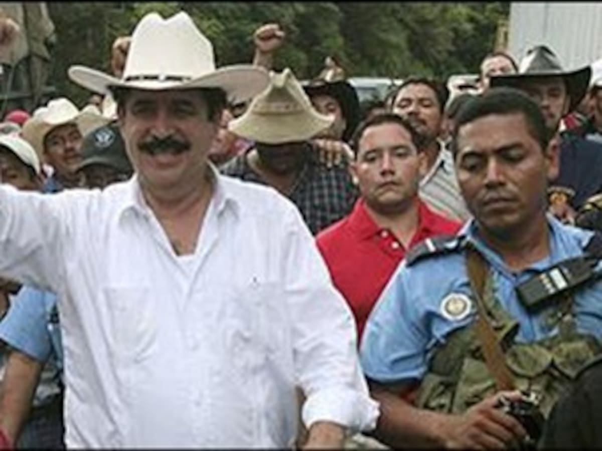 Zelaya demanda a Estados Unidos enfrentar 'con fuerza' a golpistas hondureños