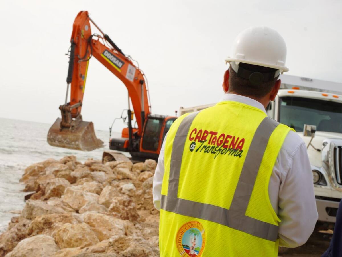 Alcalde Dumek Turbay dio inicio a obras del Malecón del Mar en Cartagena
