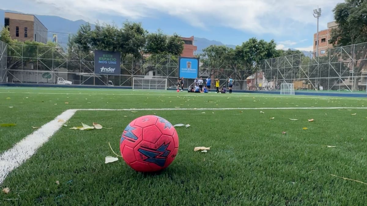 Medellín avanza a otro nivel con inversión en educación y en recuperación de escenarios deportivos