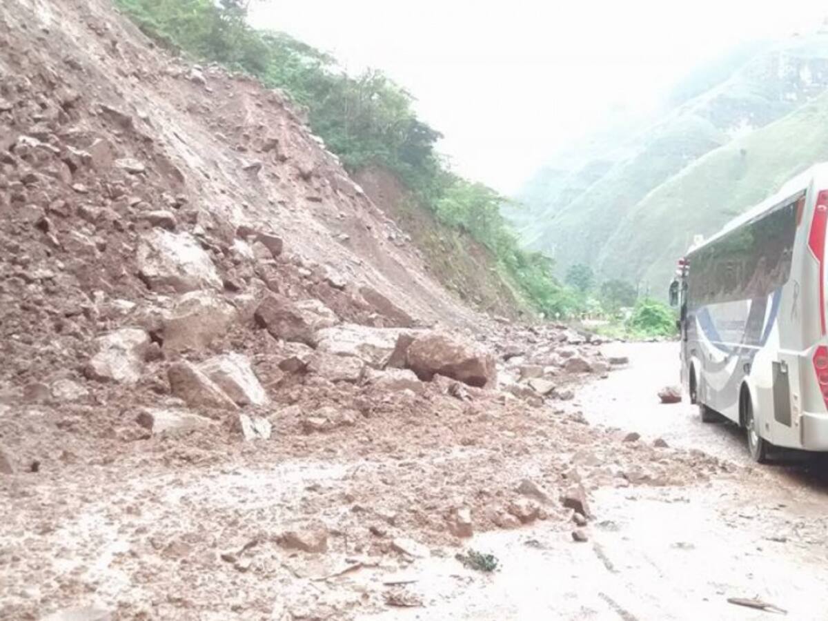 Transportadores advierten graves pérdidas por daños en la vía La Soberanía