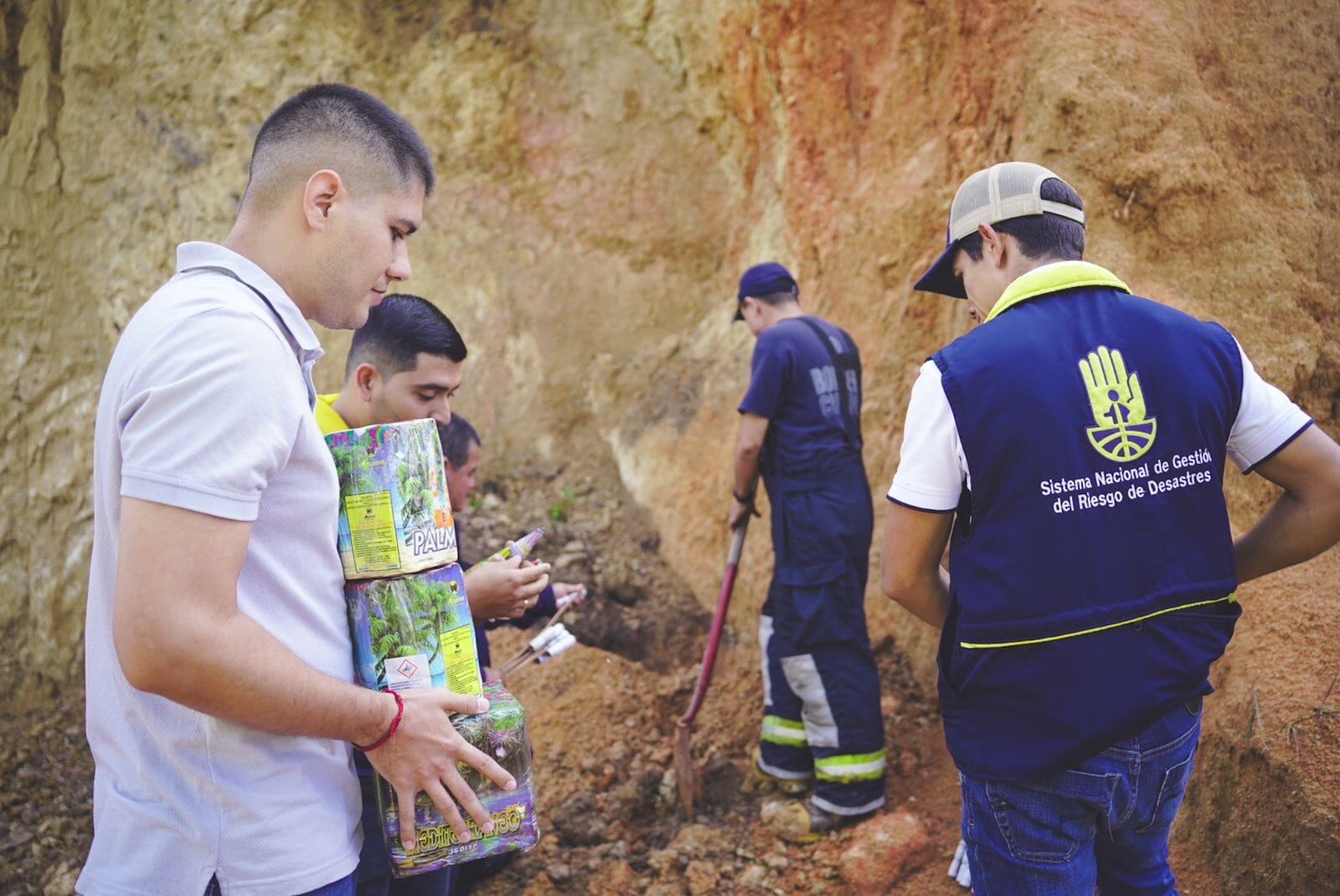 Destrucción de pólvora incautada en Ocaña / Foto: Oficina gestión riesgos Ocaña