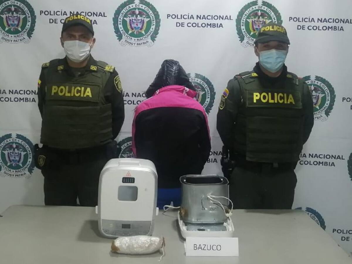 Intentaba ocultar bazuco en una máquina de pan