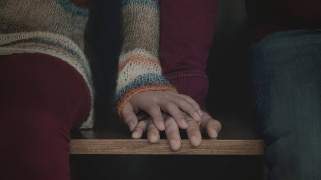 ¿Qué opina sobre la decisión que impide prohibir noviazgos en los colegios?. Foto: Getty Images