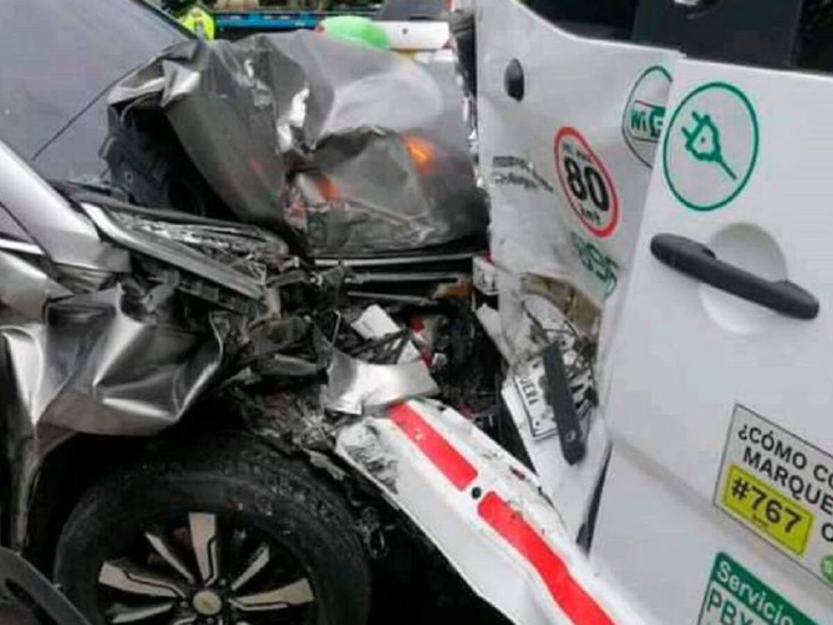 Alcalde de Villanueva resultó ileso tras accidente en La Cordialidad