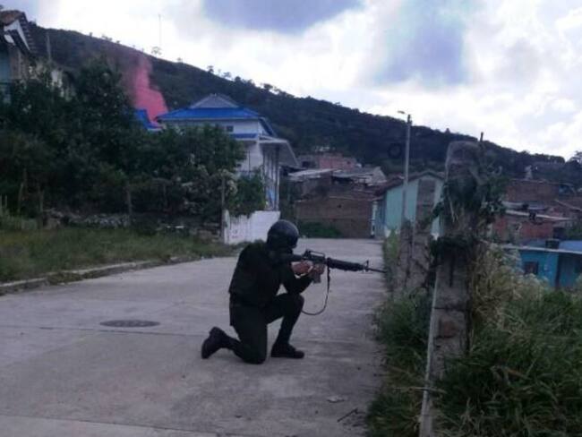 Uniformados repelen el ataque que realizan los guerrilleros en San Calixto / Foto: Archivo