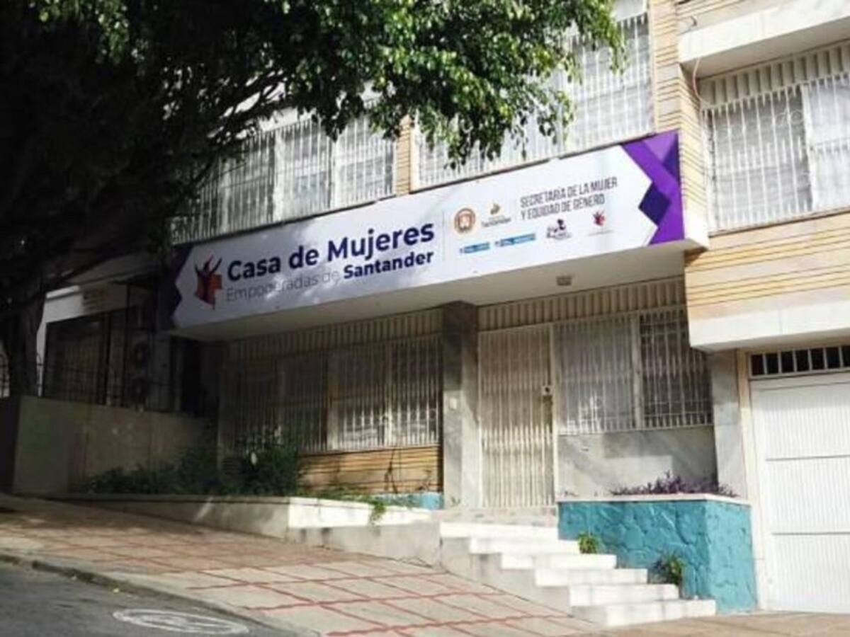 Robaron Casa de la Mujer Empoderada en Bucaramanga
