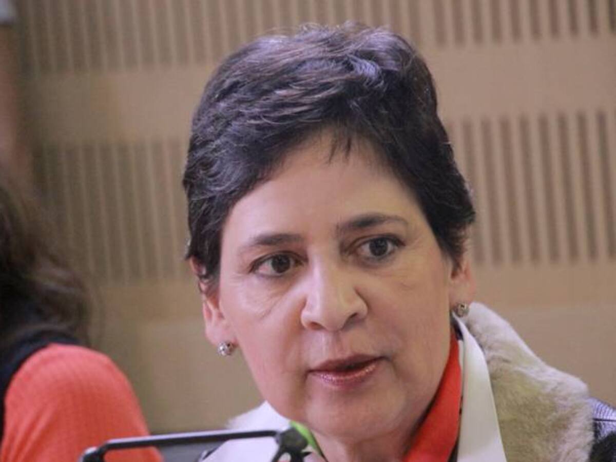 De acuerdo con la cadena perpetua parada violadores de menores: Uribe