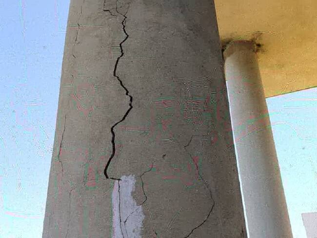 Distrito pide intervenir columnas del edificio Altamar del Cabrero