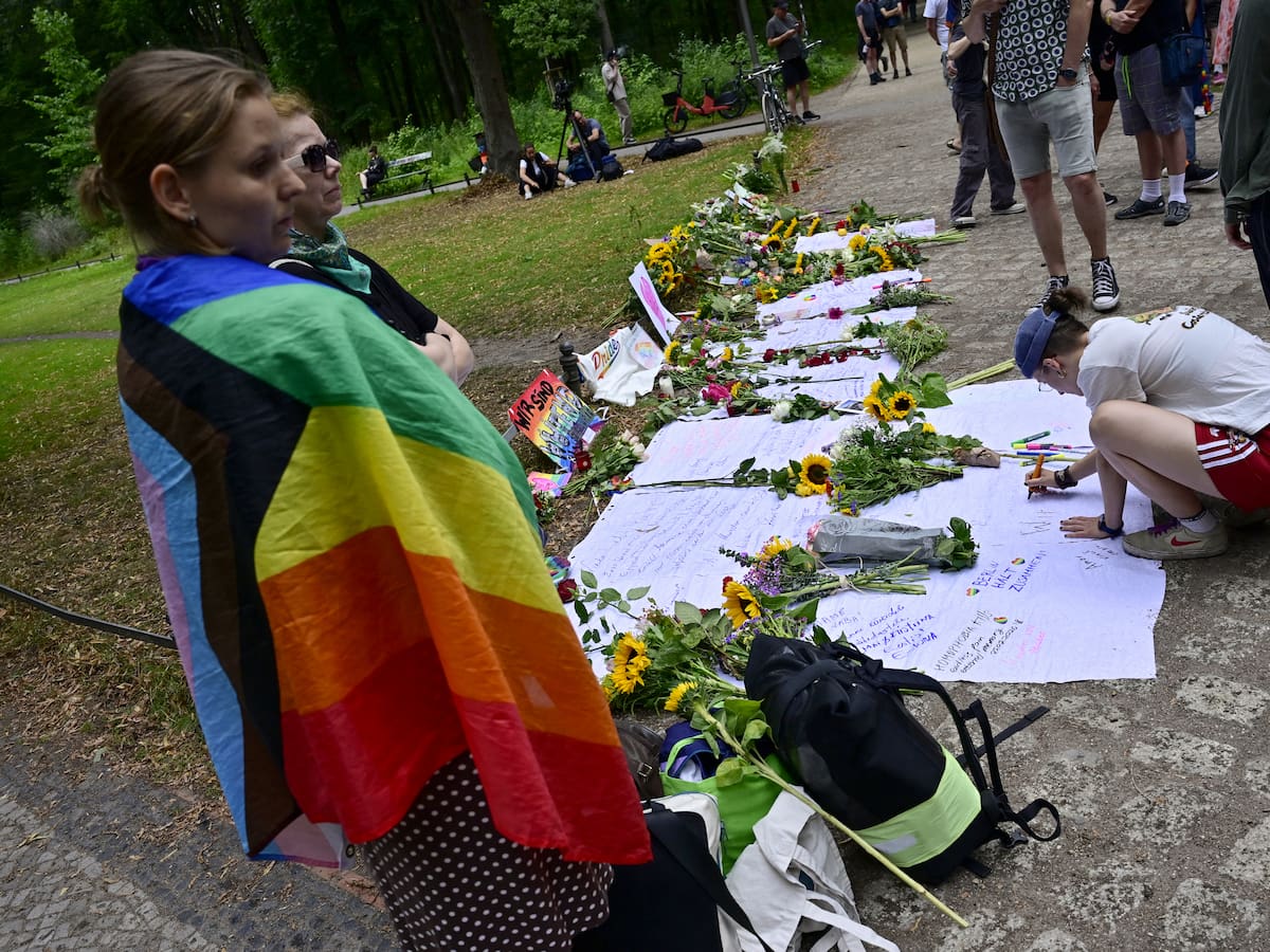 Policía de Alemania busca al sospechoso de ataque “islamista” cerca marcha LGBTQ en Berlín