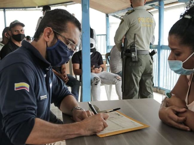 Proceso de verificación de población migrante en Marmato.