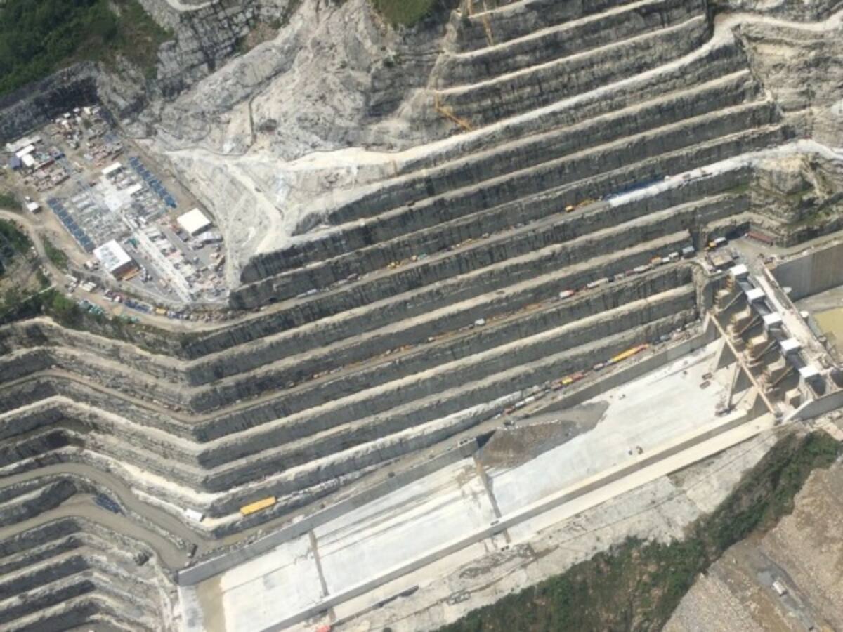 Presa de Hidroituango no cumple estándar internacional: Luis Pérez