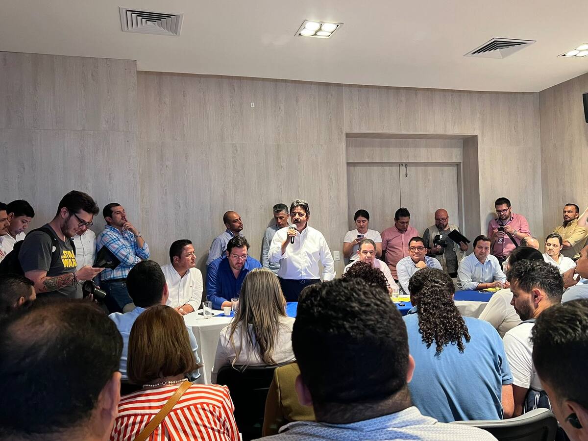 Senadores de Cambio Radical piden al presidente Petro respetar la división de poderes