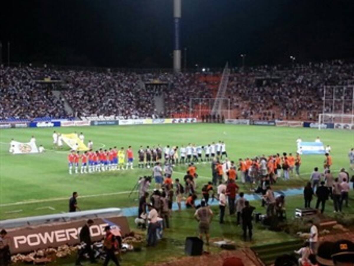 Chile sorprendió a Argentina y lo venció en el debut del Suramericano