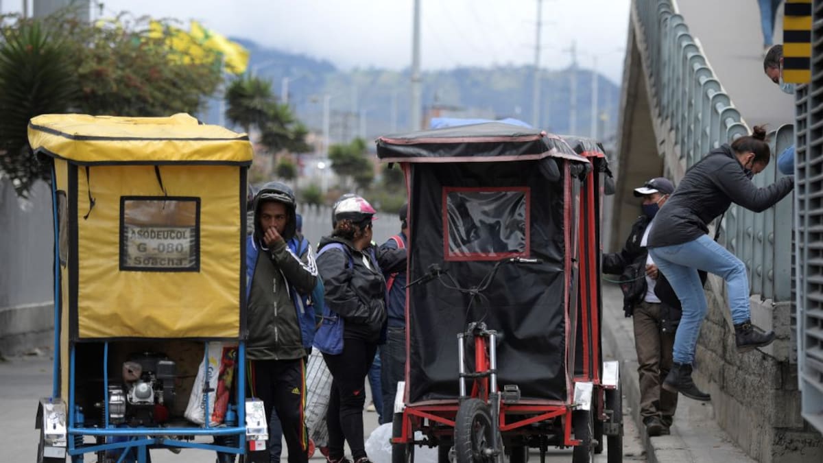 Operativo en Suba contra bicitaxis con motor: 11 vehículos inmovilizados y 37 comparendos