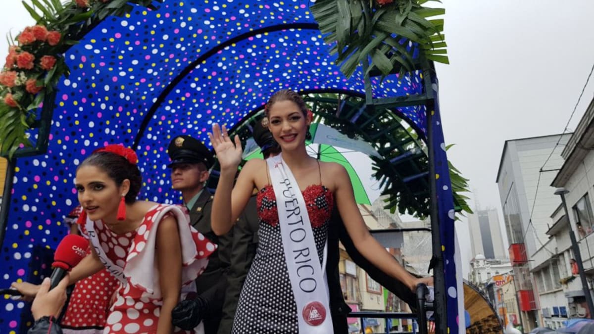 El desfile de las Carretas del Rocío en el cuarto día de la Feria de Manizales