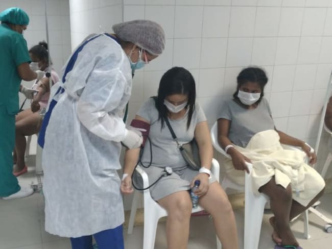 Maternidad Rafael Calvo retoma sus servicios tras paro de anestesiólogos