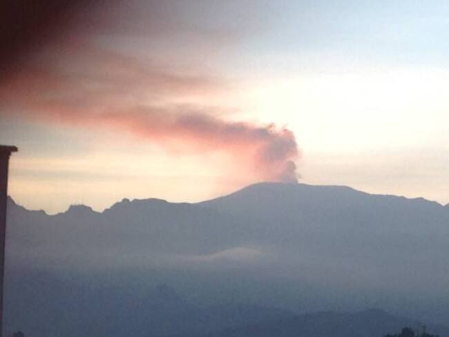 Foto del Volcán Nevado del Ruiz tomada desde Manizales