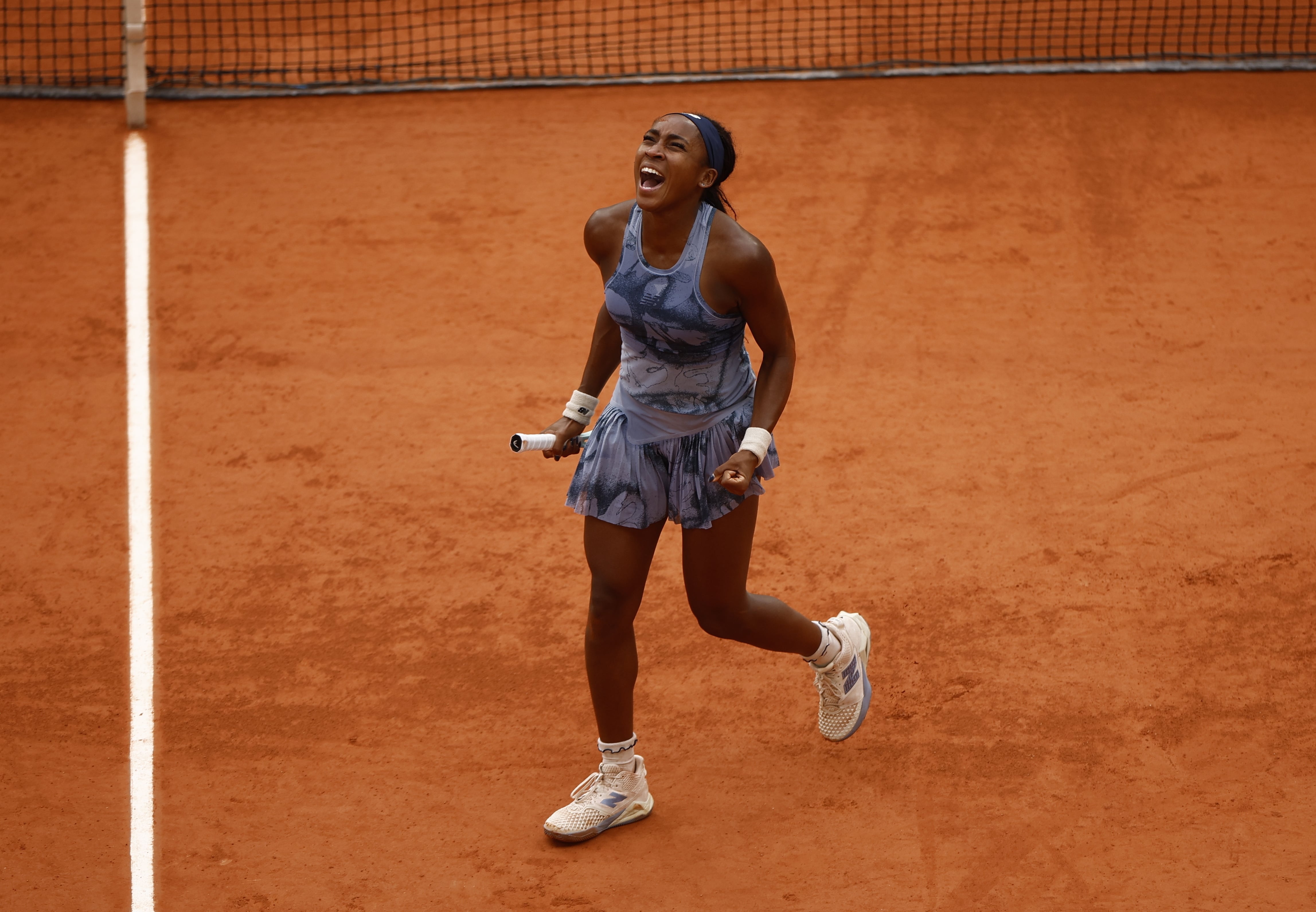 Coco Gauff es campeona de Roland Garros: sorpresivo dato que dejó Aryna Sabalenka en la final. EFE/EPA/YOAN VALAT
