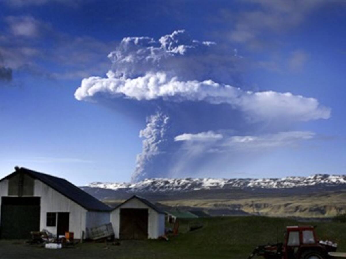 El volcán islandés Grimsvoetn despierta el temor a otro colapso aéreo
