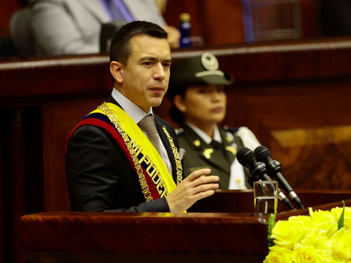 Gobierno de Ecuador presentó nuevas preguntas sobre seguridad y producción para plebiscito
