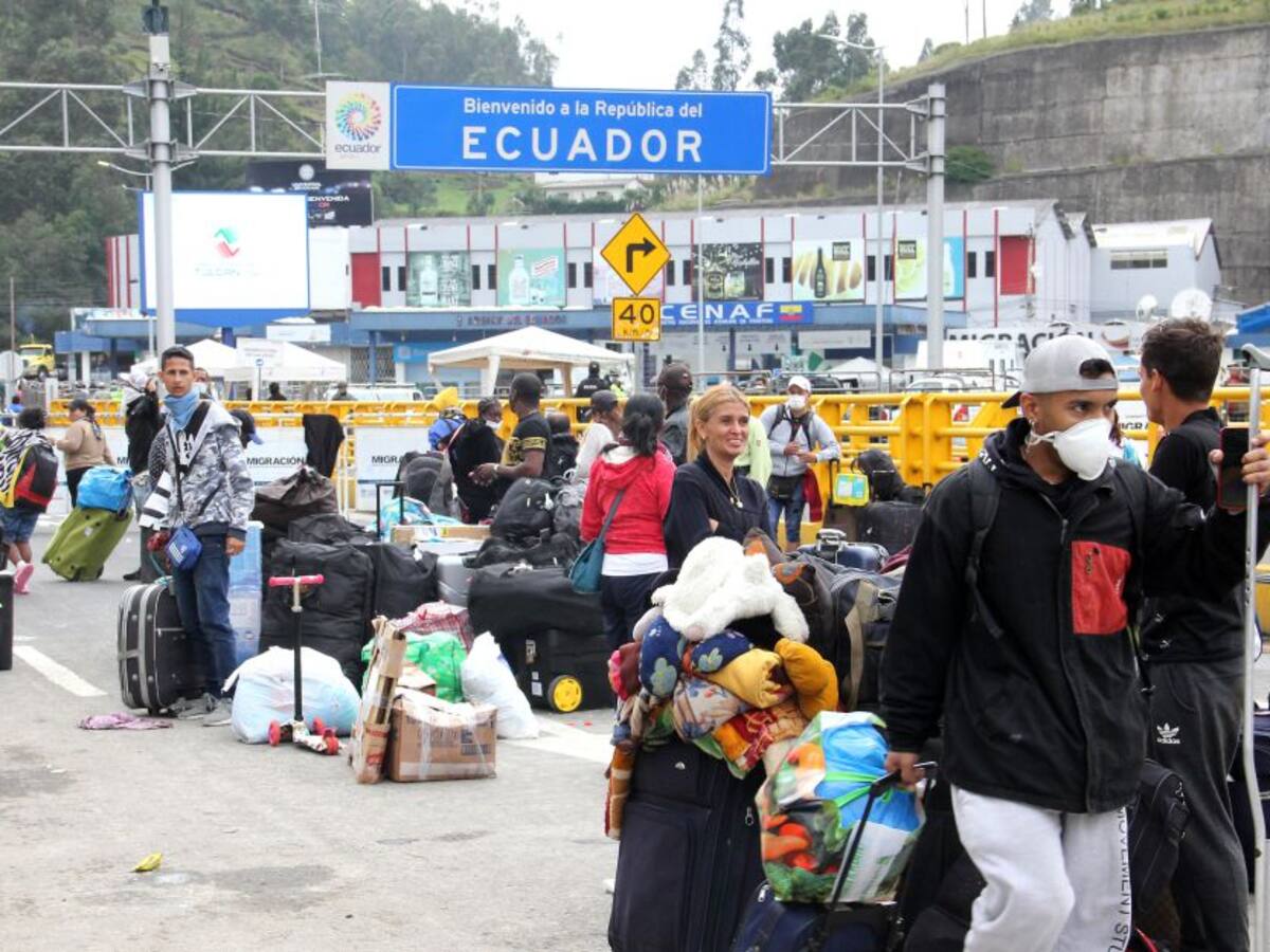 Venezolanos en Ecuador reciben 50% del salario que deberían