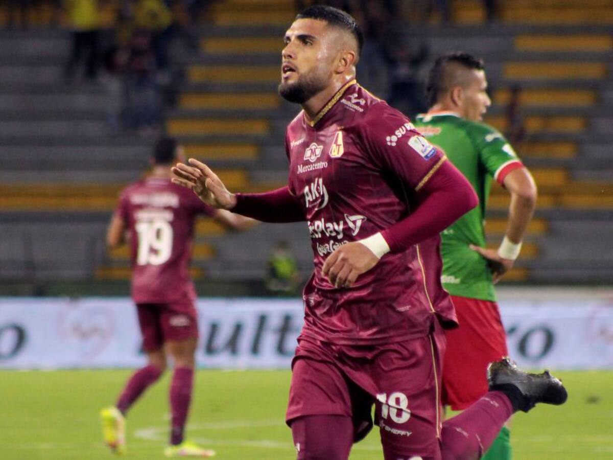 Tolima venció a Cortuluá y no suelta el liderato del fútbol colombiano