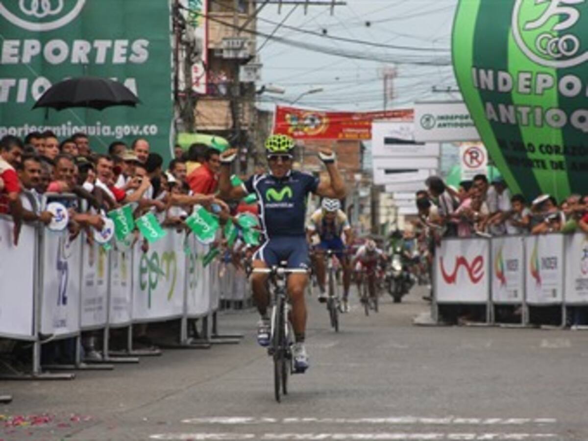 El ecuatoriano Byron Guamá ganó en Yumbo, Julián Rodas mantuvo el liderato de la Vuelta a Colombia