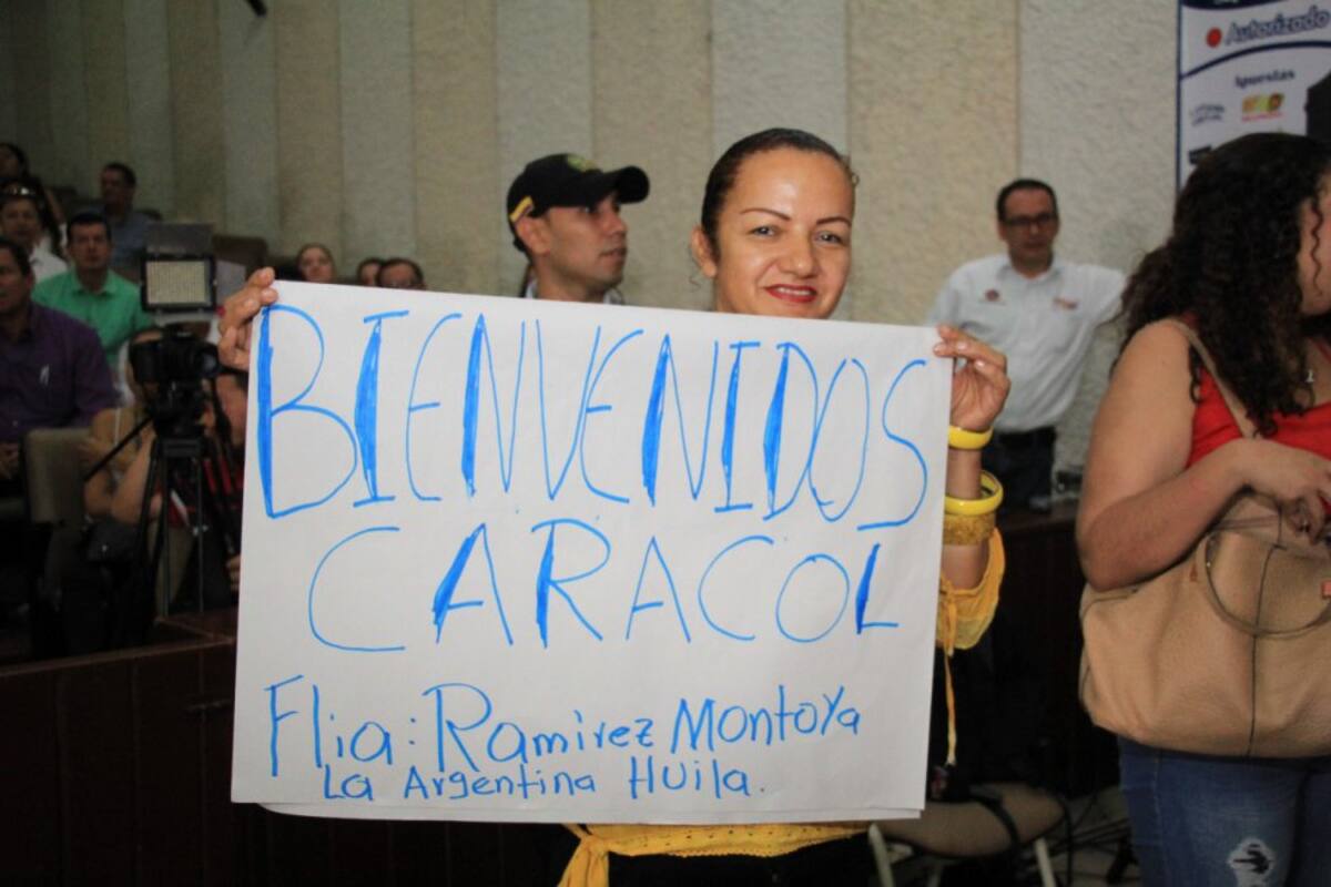 Así, a ritmo de Sanjuanero, los huilenses tendrán a Caracol Radio. Todos los ciudadanos de Neiva y localidades cercanas están invitados a participar de este evento y ver cómo se hace 6AM Hoy por Hoy, asistiendo a la sede de la Asamblea del Huila.