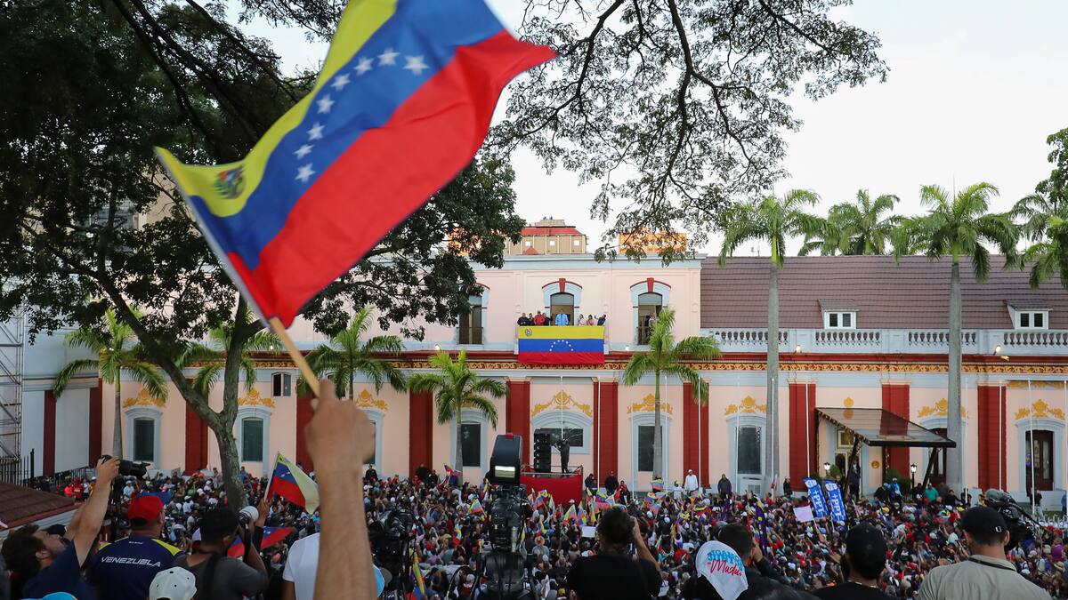 ¿Qué puede hacer Colombia y la comunidad internacional para solucionar la crisis política en Venezuela?