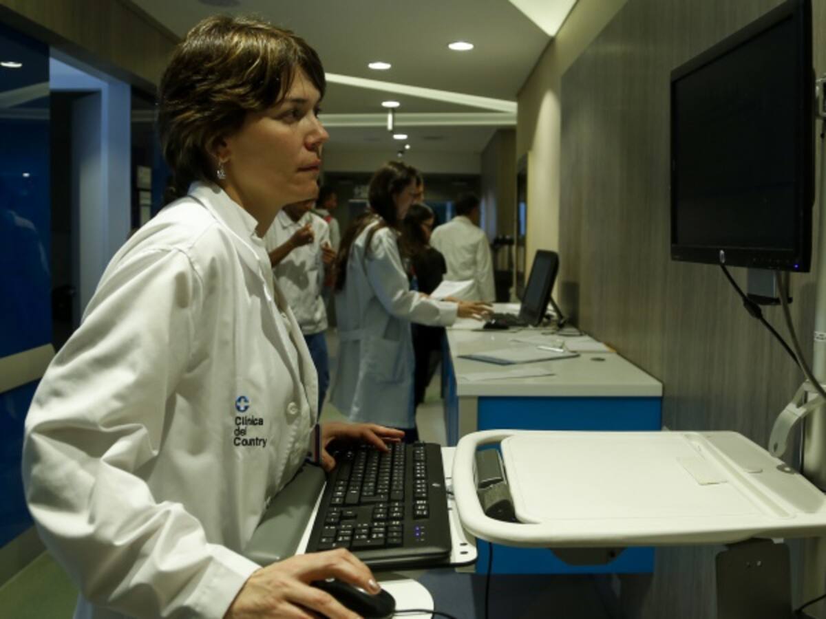Uribismo proponen cupo de endeudamiento para pagar deudas de la salud