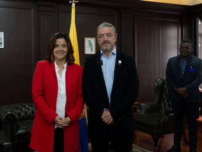 Jhenifer Mojica y Luis Alberto Higuera. Foto de: MinAgricultura