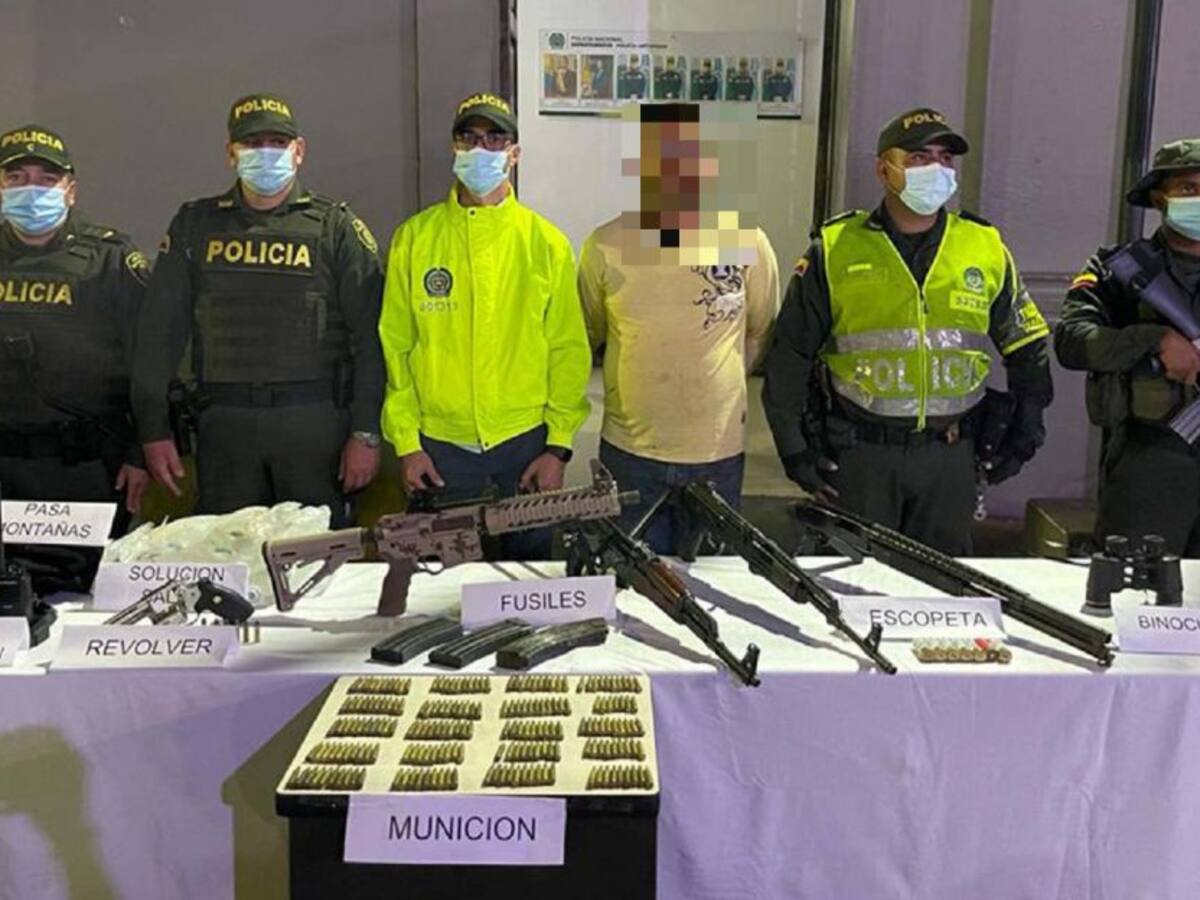 Capturan un hombre con tremendo arsenal en una finca de Titiribí, Antioquia