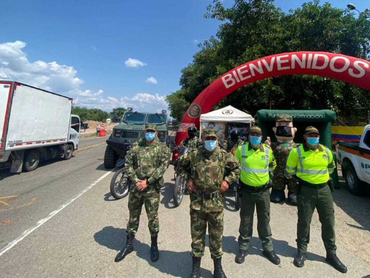 Blindan puente festivo en el Huila