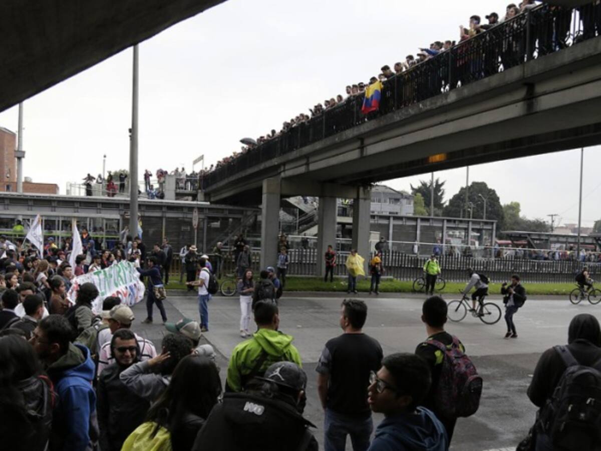Más de 15 estaciones de Transmilenio afectadas por movilizaciones en Bogotá