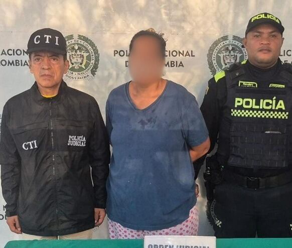 Mujer capturada. Foto: Policía Nacional.