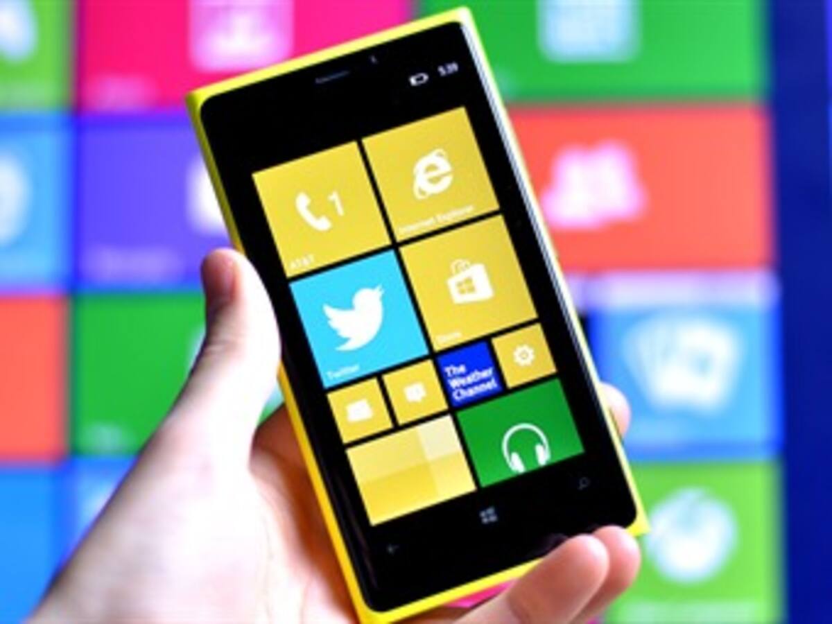 Microsoft compra al fabricante de móviles Nokia por 5.440 millones de euros