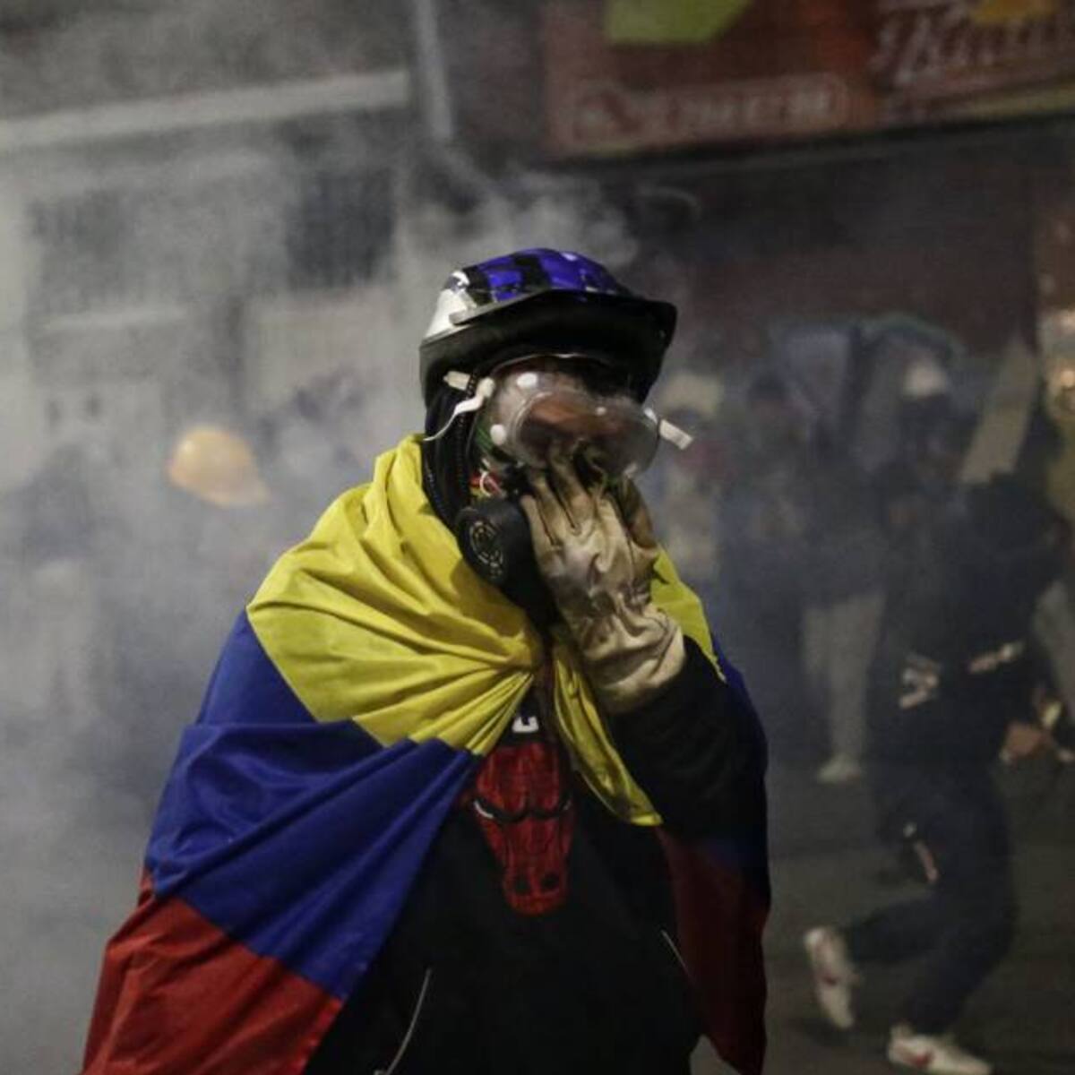 "No se olviden de la gente, el cambio era para todos": manifestantes a Petro