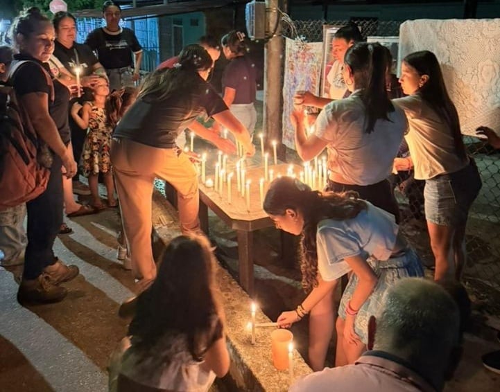Velatón por la pronta liberación de Yormai Sebastián Contreras, secuestrado en la región del Catatumbo. / Foto: Madres del Catatumbo.
