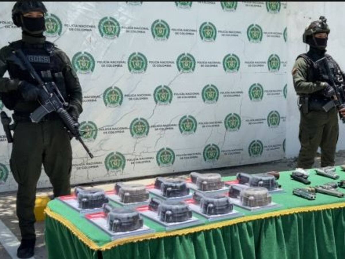 Policía incautó droga y arsenal del Clan del Golfo dentro de una vivienda en Barranquilla